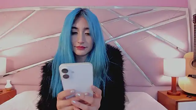 Snapshot of Lunapage chatting on March 17, 2025, 1:08 pm Lunapage online show from March 17, 2025, 1:08 pm