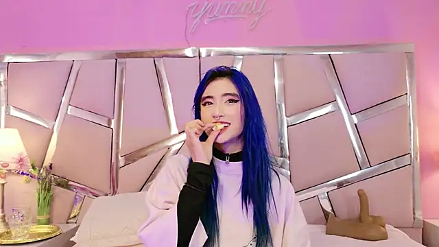 Snapshot of Lunapage chatting on September 24, 2025, 8:26 pm Lunapage online show from September 24, 2025, 8:26 pm