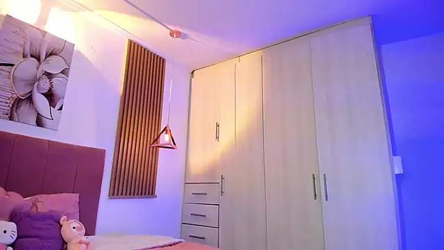 Snapshot of mia_nevaeh chatting on December 16, 2025, 8:24 pm mia nevaeh online show from December 16, 2025, 8:24 pm