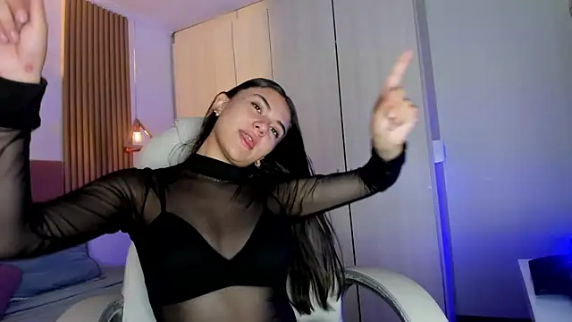 Snapshot of mia_nevaeh chatting on June 24, 2026, 8:28 pm mia nevaeh online show from June 24, 2026, 8:28 pm
