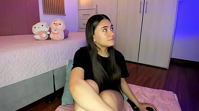 Snapshot of mia_nevaeh chatting on November 16, 2025, 8:02 pm mia nevaeh online show from November 16, 2025, 8:02 pm