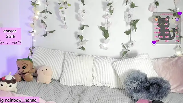 HannaRainbow  online show from December 16, 2025, 5:06 pm