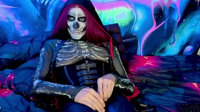 LuvNuk online show from November 1, 2025, 4:52 am