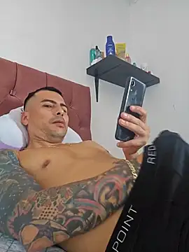 Vini 09 online show from December 17, 2025, 5:40 pm