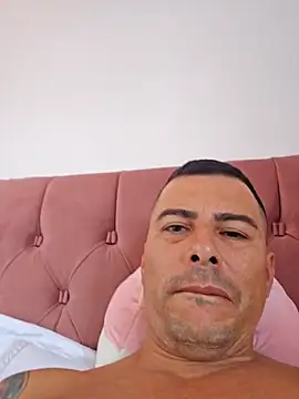 Vini 09 online show from April 14, 2026, 4:23 pm