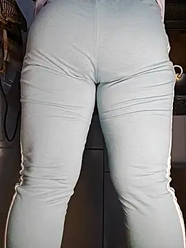 Snapshot of Manpreet_kaur21 chatting on February 25, 2025, 1:43 pm Manpreet kaur21 online show from February 25, 2025, 1:43 pm