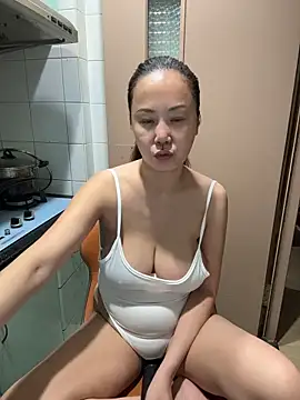 LenaShow online show from April 4, 2026, 12:34 pm