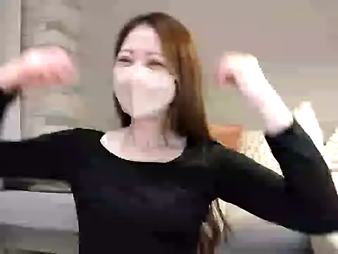 Snapshot of mayu629 chatting on January 6, 2025, 11:18 am mayu629 online show from January 6, 2025, 11:18 am