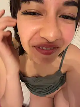 BitchyBratxxx online show from March 11, 2026, 5:18 pm