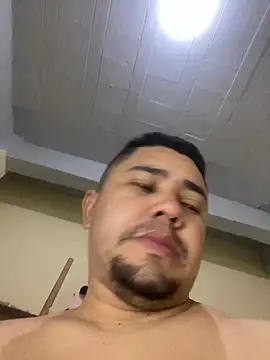 Snapshot of mayemarc chatting on November 12, 2025, 10:24 pm mayemarc online show from November 12, 2025, 10:24 pm