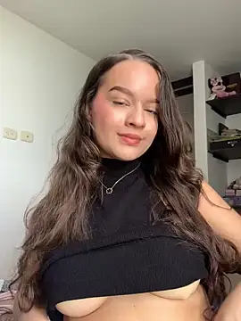 Sophie milk online show from March 20, 2025, 9:56 pm