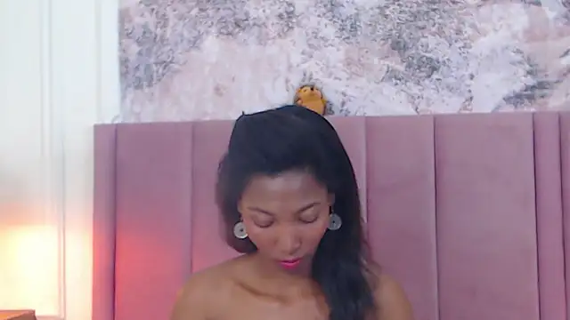 SabrinaDevill online show from November 19, 2025, 1:11 pm