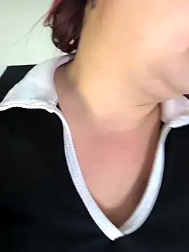 Snapshot of samanthakiss192 chatting on November 4, 2025, 6:01 pm samanthakiss192 online show from November 4, 2025, 6:01 pm