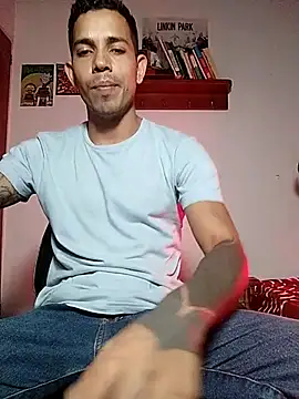 chero 95 online show from November 13, 2025, 10:35 pm