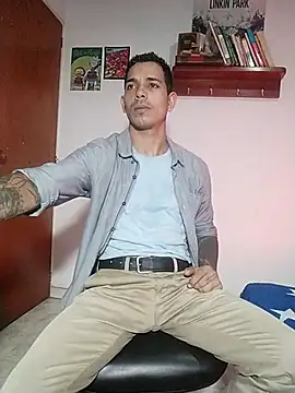 chero 95 online show from November 25, 2025, 10:21 pm