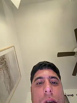 elwhite1996 online show from November 17, 2025, 3:54 am