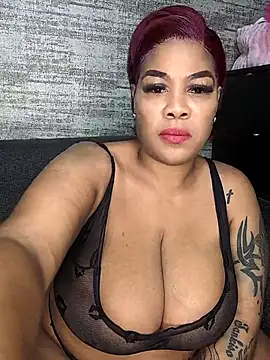 ExclusiveLeexx online show from April 19, 2026, 5:14 pm