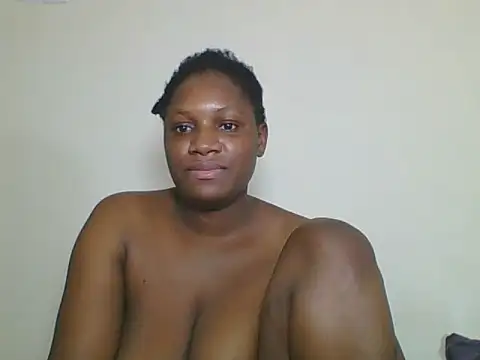 Snapshot of Prettyface25 chatting on November 10, 2025, 6:24 pm Prettyface25 online show from November 10, 2025, 6:24 pm
