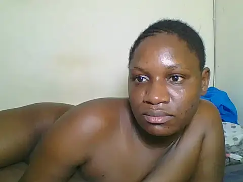 Snapshot of Prettyface25 chatting on May 8, 2026, 11:41 pm Prettyface25 online show from May 8, 2026, 11:41 pm