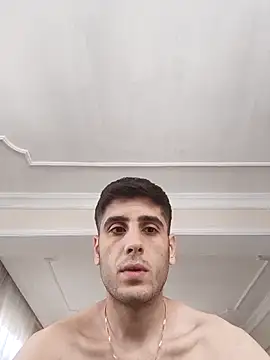 Snapshot of arenn1997 chatting on October 19, 2025, 12:30 pm arenn1997 online show from October 19, 2025, 12:30 pm