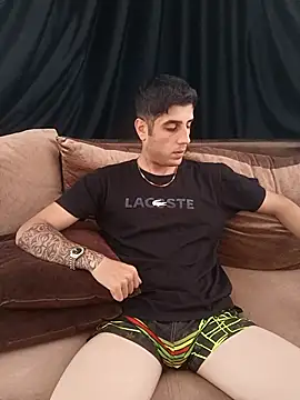 Snapshot of arenn1997 chatting on October 5, 2025, 12:18 pm arenn1997 online show from October 5, 2025, 12:18 pm