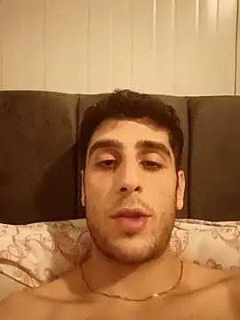 arenn1997 online show from February 13, 2026, 12:10 am