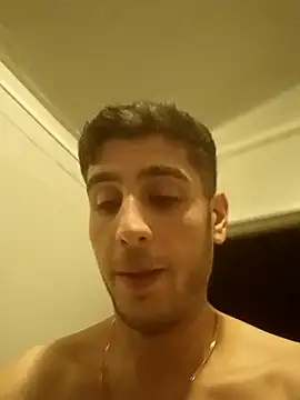 Snapshot of arenn1997 chatting on November 17, 2025, 10:14 pm arenn1997 online show from November 17, 2025, 10:14 pm