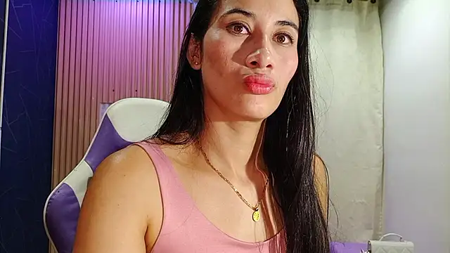 Cataleyalove ADY online show from November 11, 2025, 3:01 am