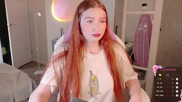 cinnabon girls online show from December 19, 2025, 11:40 pm