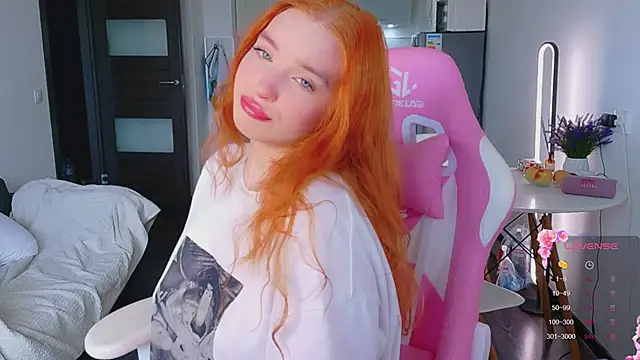 cinnabon girls online show from June 15, 2026, 12:38 pm