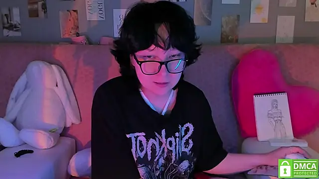 Snapshot of dreamgirllovee chatting on March 5, 2025, 2:57 am dreamgirllovee online show from March 5, 2025, 2:57 am