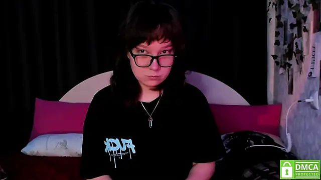 Snapshot of dreamgirllovee chatting on October 20, 2025, 9:04 pm dreamgirllovee online show from October 20, 2025, 9:04 pm