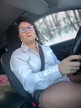 Snapshot of ZhenjaPoledance chatting on February 3, 2026, 6:22 am ZhenjaPoledance online show from February 3, 2026, 6:22 am