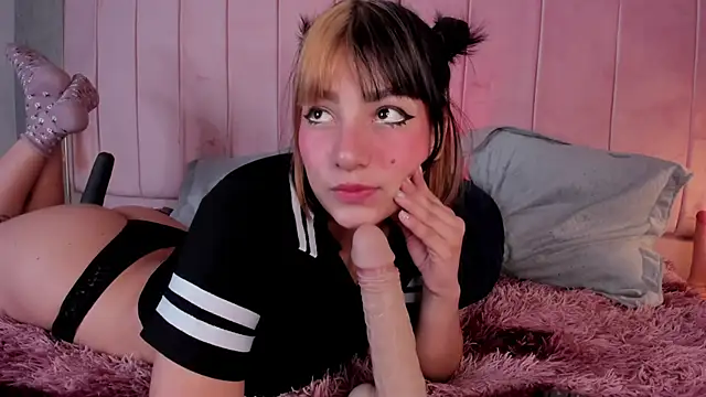 gaby cloudy online show from November 20, 2025, 8:09 pm