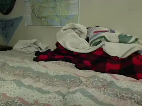 Snapshot of PeterDerzzz chatting on October 27, 2025, 2:45 am PeterDerzzz online show from October 27, 2025, 2:45 am