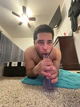 josue2629 online show from March 19, 2026, 6:35 am