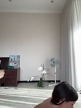 Hott Lolla online show from September 15, 2025, 6:47 am