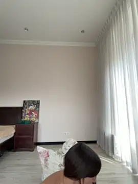 Hott Lolla online show from March 15, 2026, 9:05 am