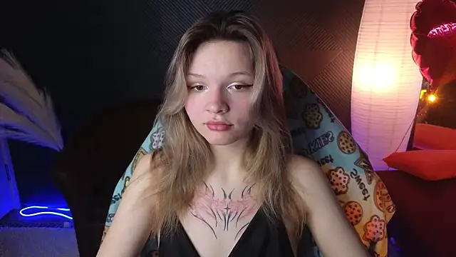 LitaBrom online show from March 9, 2025, 4:16 am