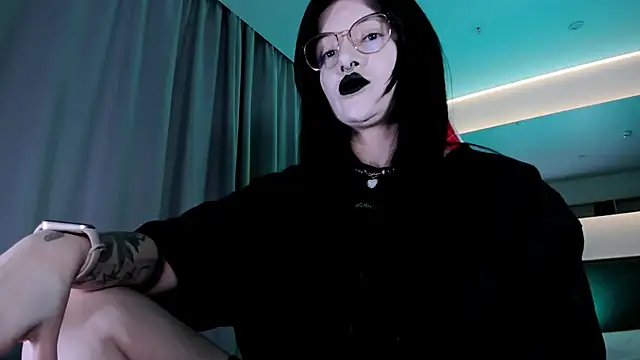  Goddess Misha  online show from February 26, 2025, 1:36 am