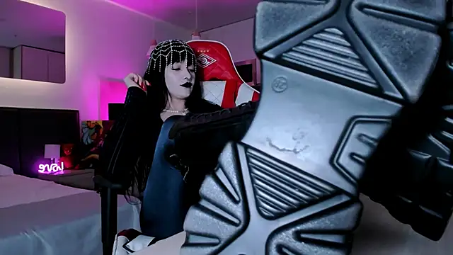  Goddess Misha  online show from March 19, 2025, 11:03 pm