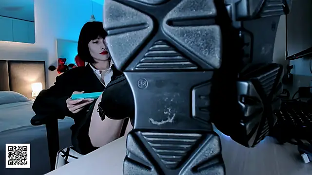  Goddess Misha  online show from November 6, 2025, 9:08 pm