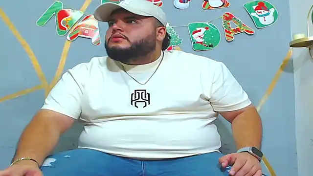 Snapshot of damian_chubby chatting on November 30, 2025, 1:56 pm damian chubby online show from November 30, 2025, 1:56 pm