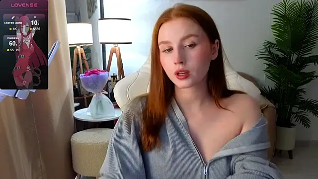 Snapshot of Meow_babe chatting on February 24, 2025, 10:15 am Meow babe online show from February 24, 2025, 10:15 am