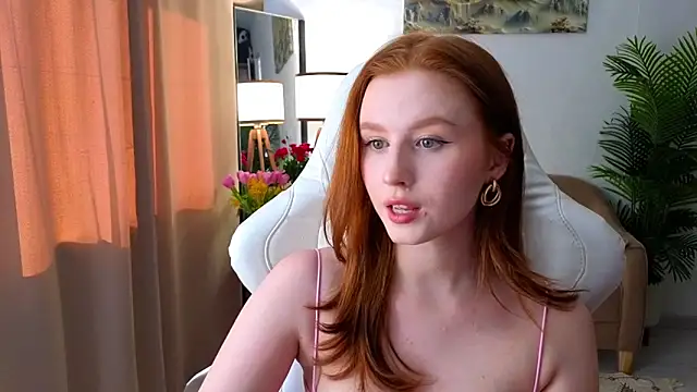 Snapshot of Meow_babe chatting on March 8, 2025, 10:11 am Meow babe online show from March 8, 2025, 10:11 am