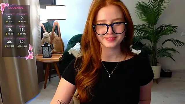 Meow babe online show from February 5, 2026, 1:07 pm