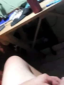 Cris29 84 online show from November 18, 2025, 7:22 am