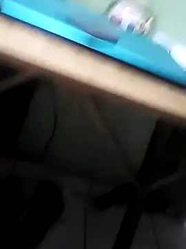 Cris29 84 online show from December 21, 2025, 6:48 am