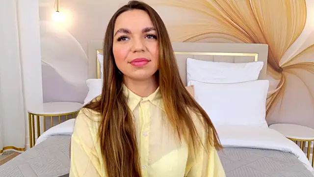 Snapshot of CamillaLarson chatting on November 26, 2025, 3:06 am CamillaLarson online show from November 26, 2025, 3:06 am