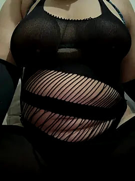 Snapshot of AditiIndia chatting on November 3, 2025, 10:13 pm AditiIndia online show from November 3, 2025, 10:13 pm